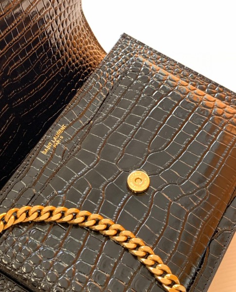 Handbags  SAINT LAURENT 442906 size 22x8x16 cm