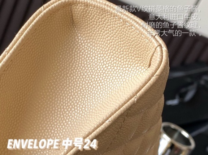 Handbags  SAINT LAURENT 428134 size 24×17.5×6 cm