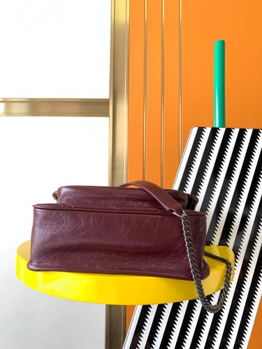 Handbags SAINT LAURENT 533037 size 22X16.5X7.5 CM