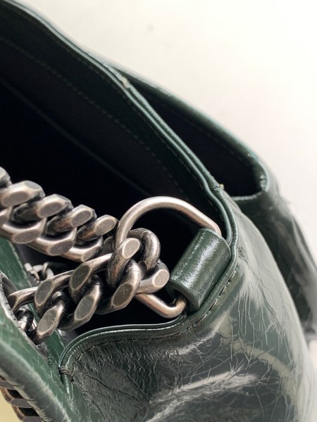 Handbags SAINT LAURENT 653158 size 28X20.5X8.5 CM