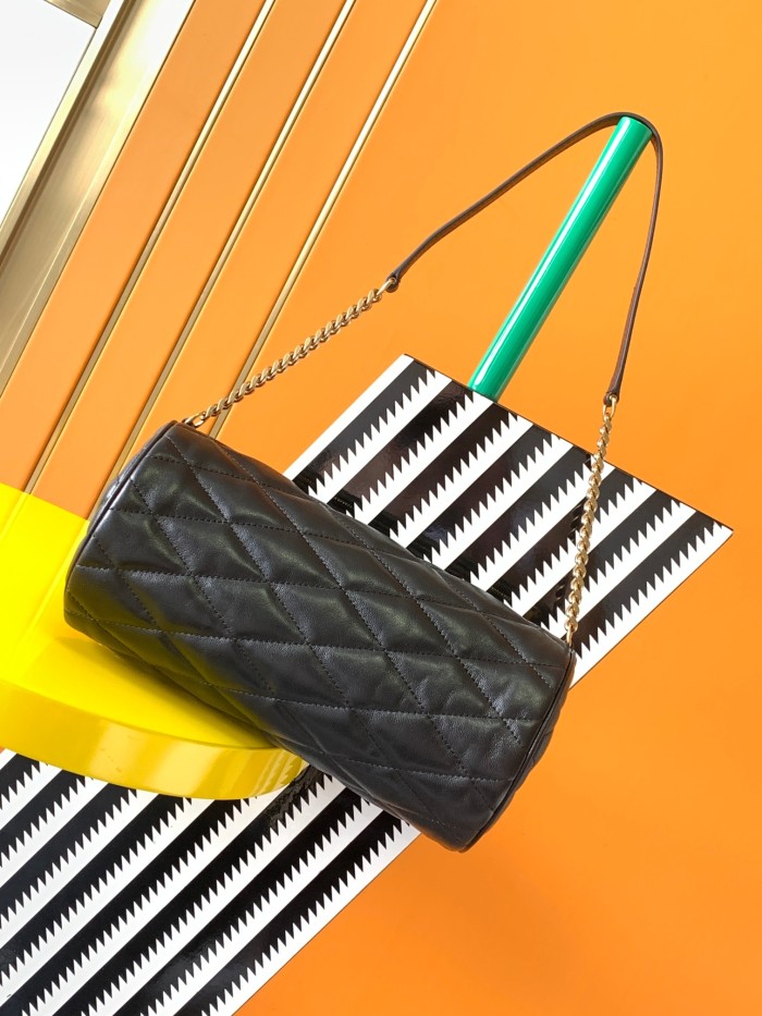 Handbags SAINT LAURENT 712706 size 24~12~12 CM