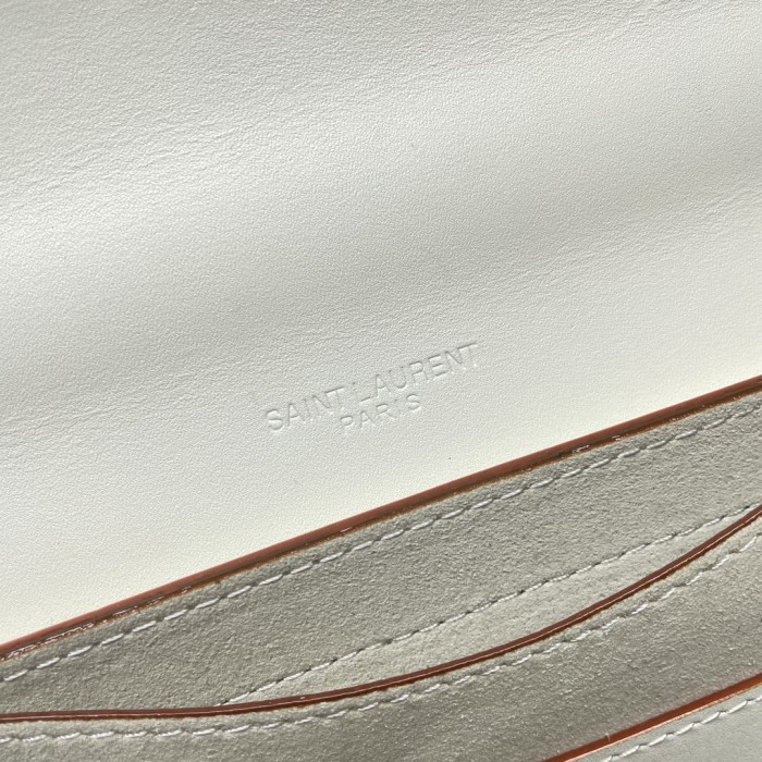 Handbags SAINT LAURENT 619740 size 18x15.5x5.5 cm