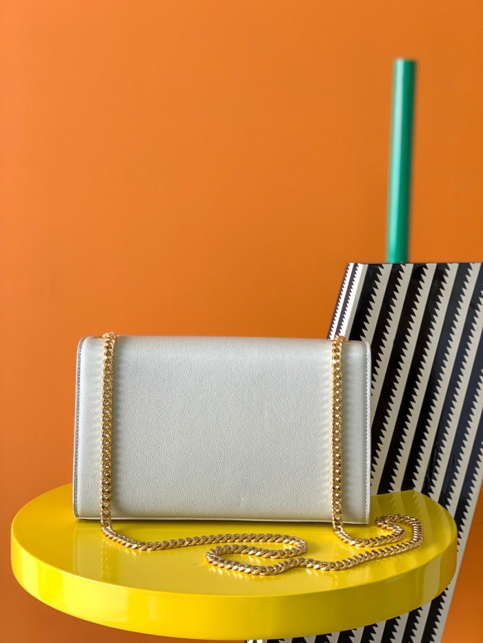 Handbags SAINT LAURENT 377829 size 24x14.5x5.5 cm