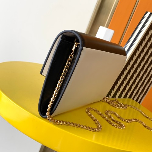 Handbags SAINT LAURENT 607788 size 19x12x4 cm