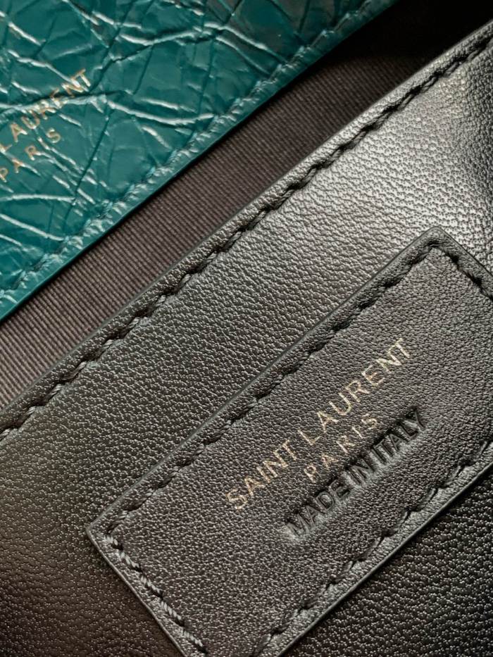 Handbags SAINT LAURENT 533037 size 22X16.5X7.5 CM