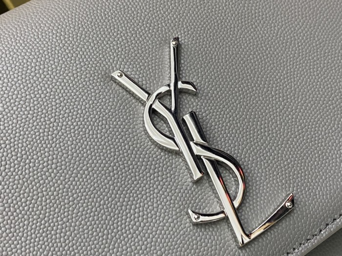 Handbags SAINT LAURENT 354021 size 24-5.5-15 cm