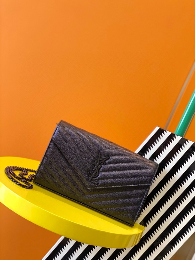 Handbags SAINT LAURENT 377828 size 22.5x14x4 cm