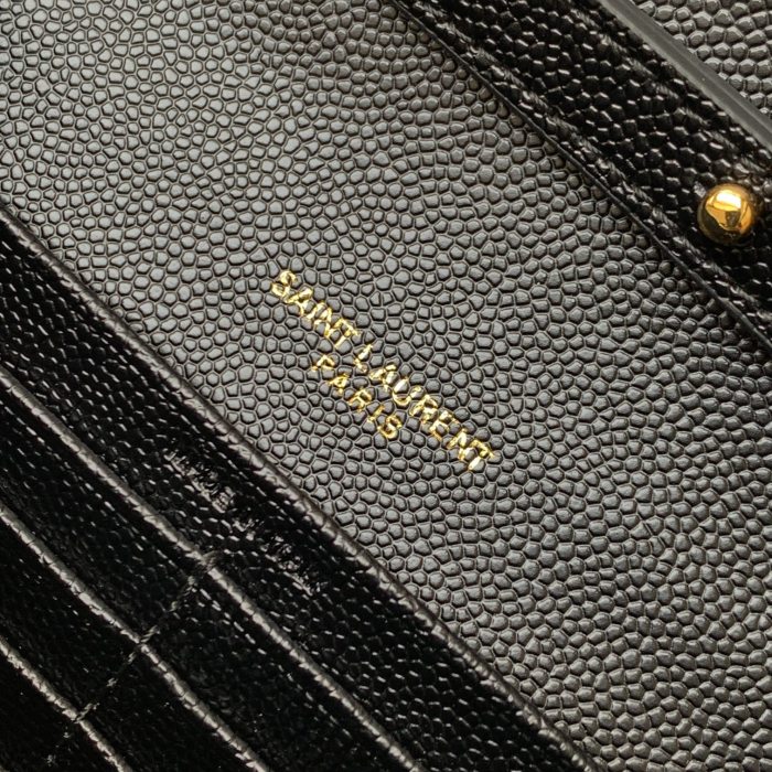 Handbags SAINT LAURENT 620280 size 22.5x14x4 cm