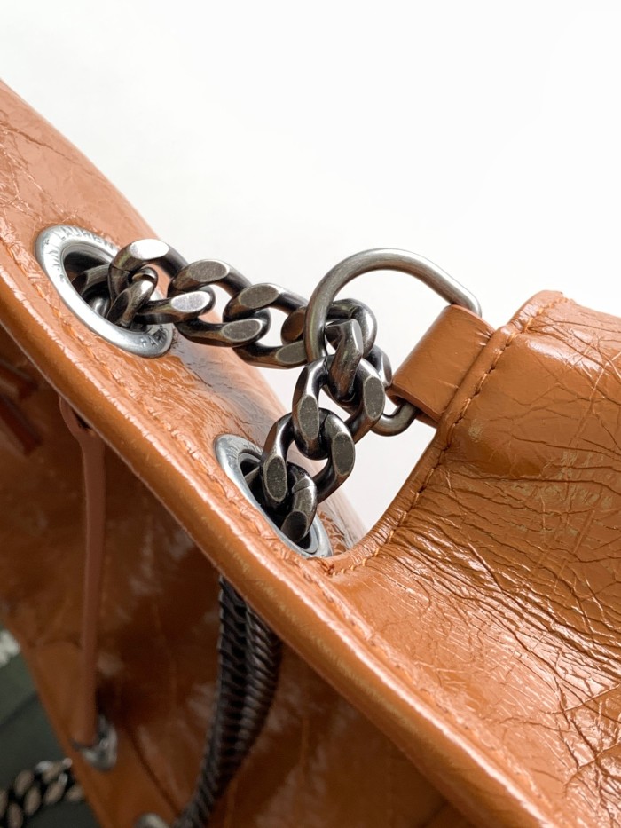 Handbags SAINT LAURENT 653158 size 28X20.5X8.5 CM