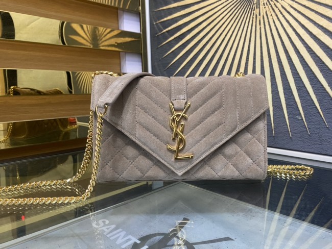 Handbags SAINT LAURENT 526286 size 22×13×6 cm