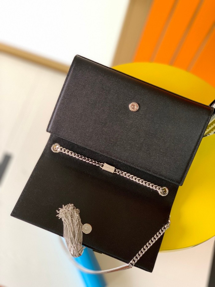 Handbags SAINT LAURENT 377829 size 24x14.5x5.5 cm