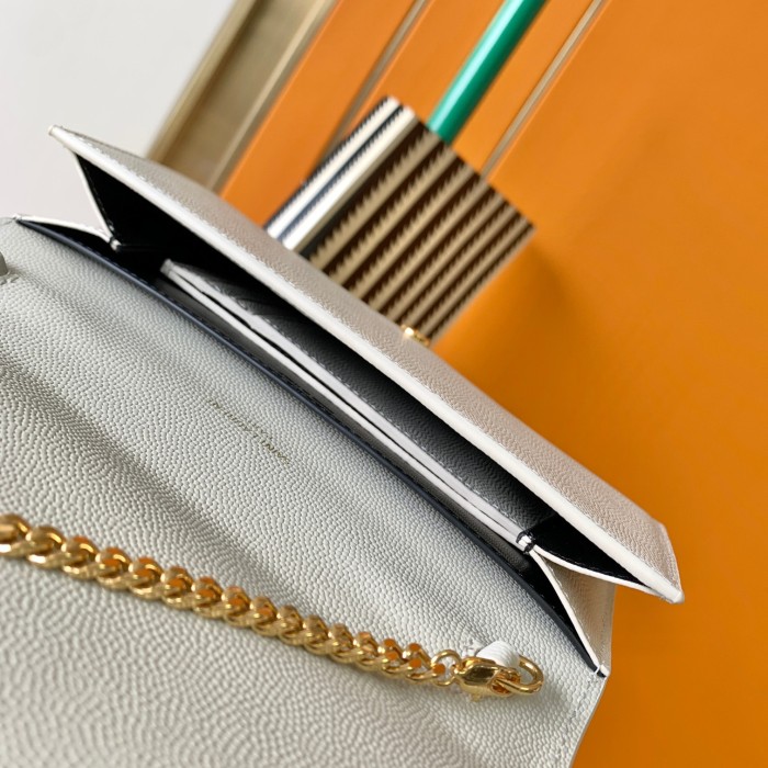 Handbags SAINT LAURENT 607788 size 19x12x4 cm