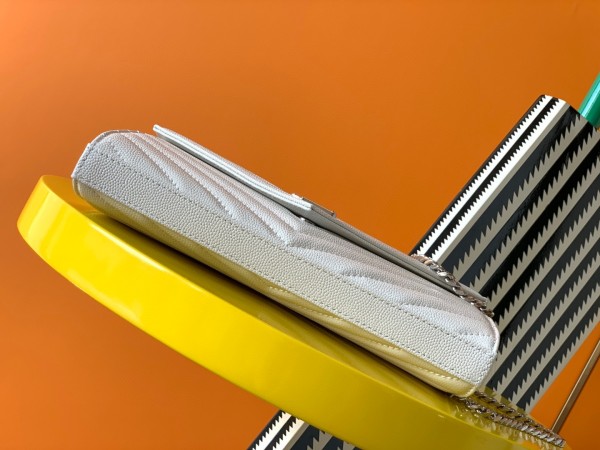 Handbags SAINT LAURENT 377828 size 22.5x14x4 cm