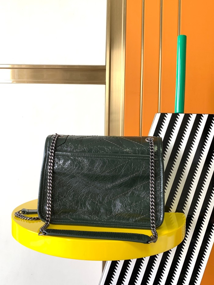 Handbags SAINT LAURENT 533037 size 22X16.5X7.5 CM