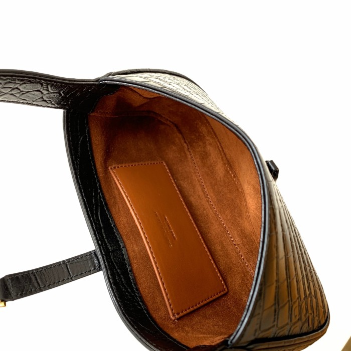 Handbags SAINT LAURENT 710318 size 19x11.5x4.5 cm