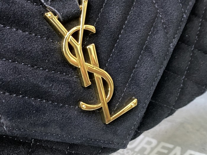 Handbags SAINT LAURENT 526286 size 22×13×6 cm