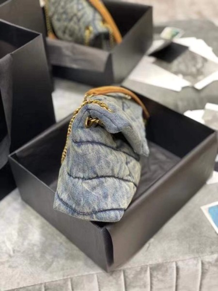 Handbags SAINT LAURENT 577476 size 29x17x11 cm