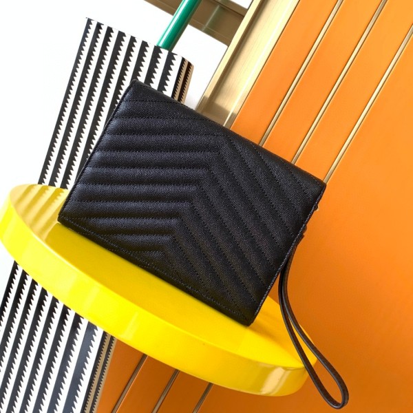 Handbags SAINT LAURENT 617662 size 21×6×3 cm