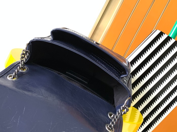 Handbags SAINT LAURENT 533037 size 22X16.5X7.5 CM