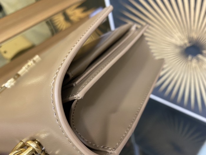 Handbags SAINT LAURENT 634723 size 25x18x5 cm