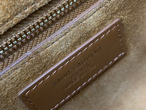 Handbags SAINT LAURENT 657228 size 24.5x16x6 cm