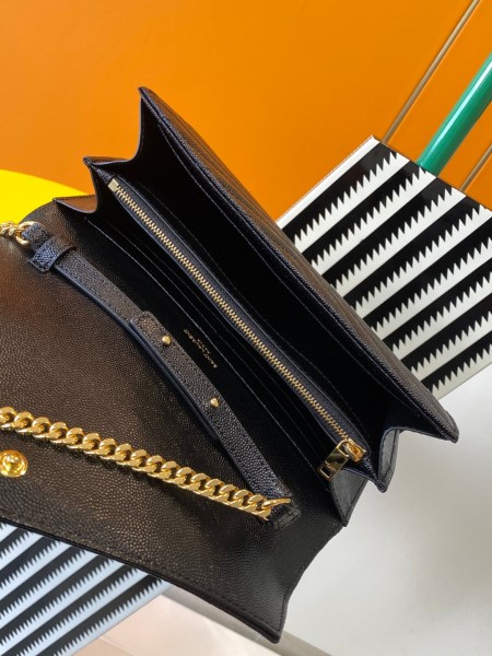 Handbags SAINT LAURENT 377828 size 22.5x14x4 cm