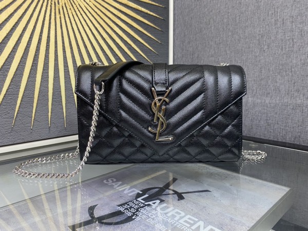 Handbags SAINT LAURENT 526286 size 22×13×6 cm