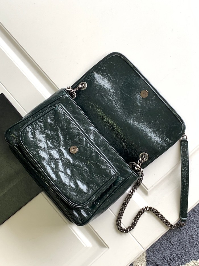 Handbags SAINT LAURENT 533037 size 22X16.5X7.5 CM