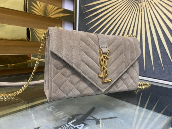 Handbags SAINT LAURENT 526286 size 22×13×6 cm