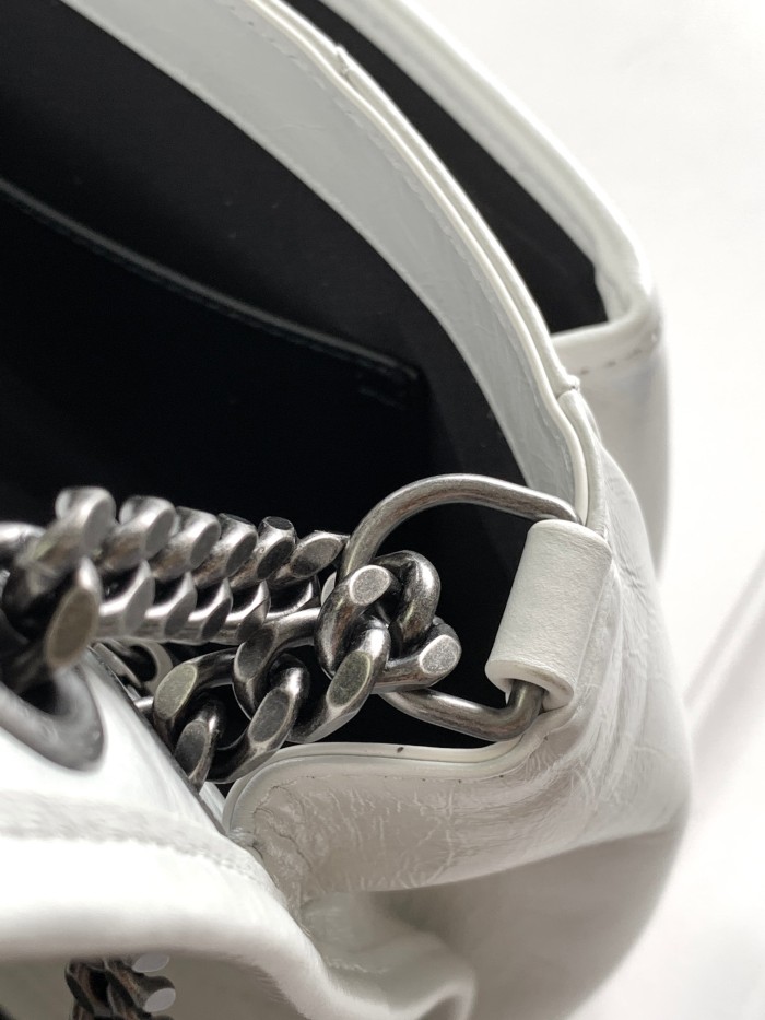 Handbags SAINT LAURENT 653158 size 28X20.5X8.5 CM