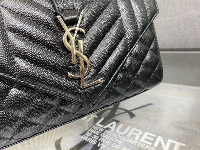 Handbags SAINT LAURENT 526286 size 22×13×6 cm
