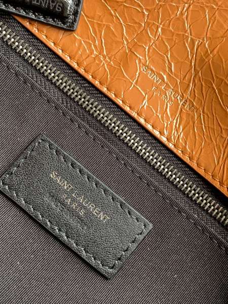 Handbags SAINT LAURENT 653158 size 28X20.5X8.5 CM