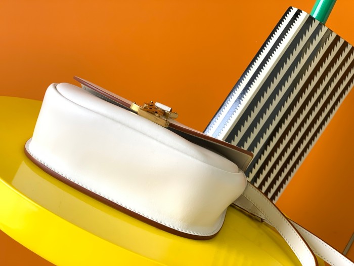 Handbags SAINT LAURENT 619740 size 18x15.5x5.5 cm