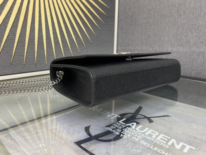 Handbags SAINT LAURENT 354021 size 24-5.5-15 cm