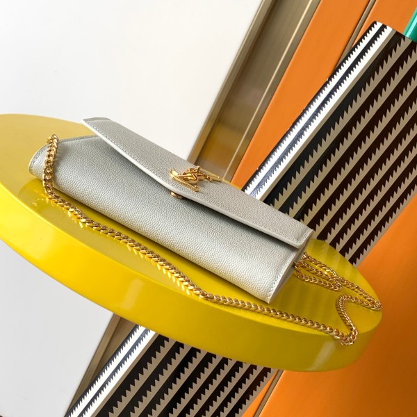 Handbags SAINT LAURENT 607788 size 19x12x4 cm