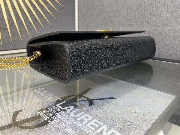 Handbags SAINT LAURENT 354021 size 24-5.5-15 cm