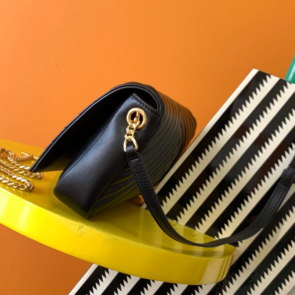 Handbags SAINT LAURENT 632014 size 26x13.5x4.5 cm