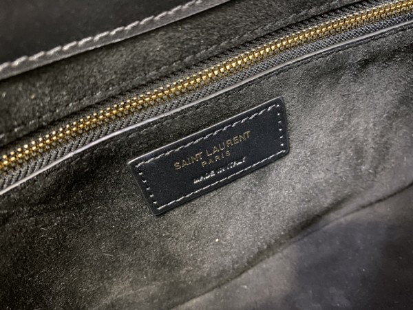 Handbags SAINT LAURENT 657228 size 24.5x16x6 cm