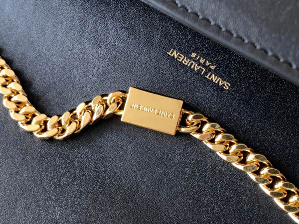 Handbags SAINT LAURENT 354119 size 24x14.5x5.5 cm