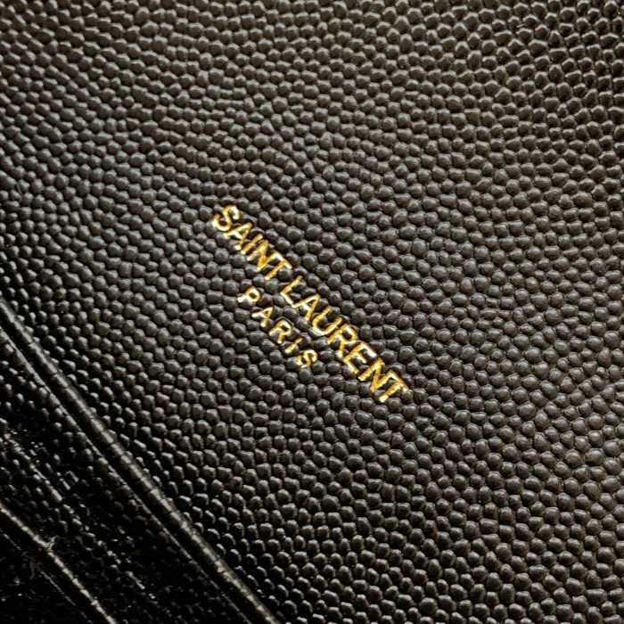 Handbags SAINT LAURENT 452159 size 19x12.5x4 cm