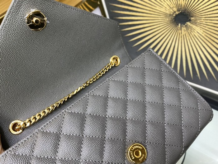 Handbags SAINT LAURENT 526286 size 22×13×6 cm