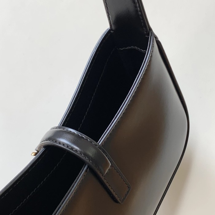 Handbags SAINT LAURENT 526286 size 22×13×6 cm