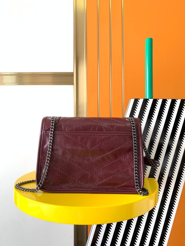 Handbags SAINT LAURENT 533037 size 22X16.5X7.5 CM