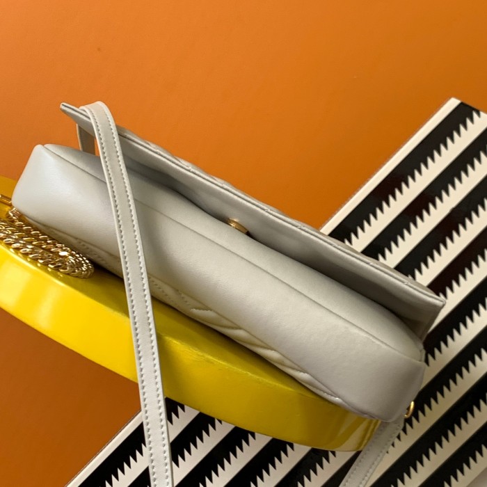 Handbags SAINT LAURENT 632014 size 26x13.5x4.5 cm