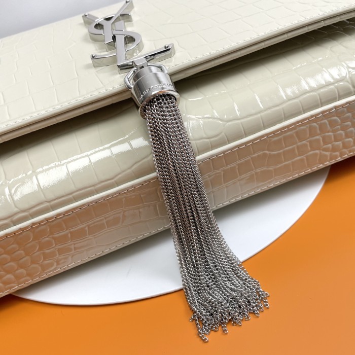 Handbags SAINT LAURENT 354119Zx size 24x14.5x5.5 cm