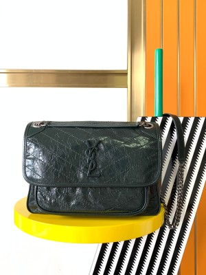 Handbags SAINT LAURENT 533037 size 22X16.5X7.5 CM