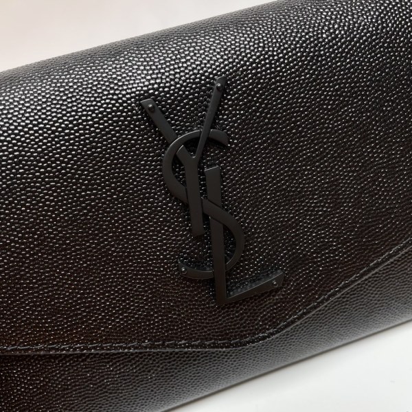 Handbags SAINT LAURENT 607788 size 19x12x4 cm