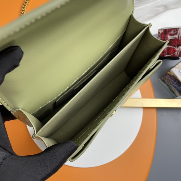 Handbags SAINT LAURENT 442906 size 22x8x16 cm