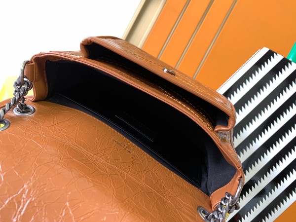 Handbags SAINT LAURENT 533037 size 22X16.5X7.5 CM