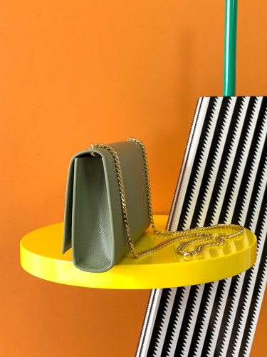 Handbags SAINT LAURENT 354021 size 20x12.5x5 cm